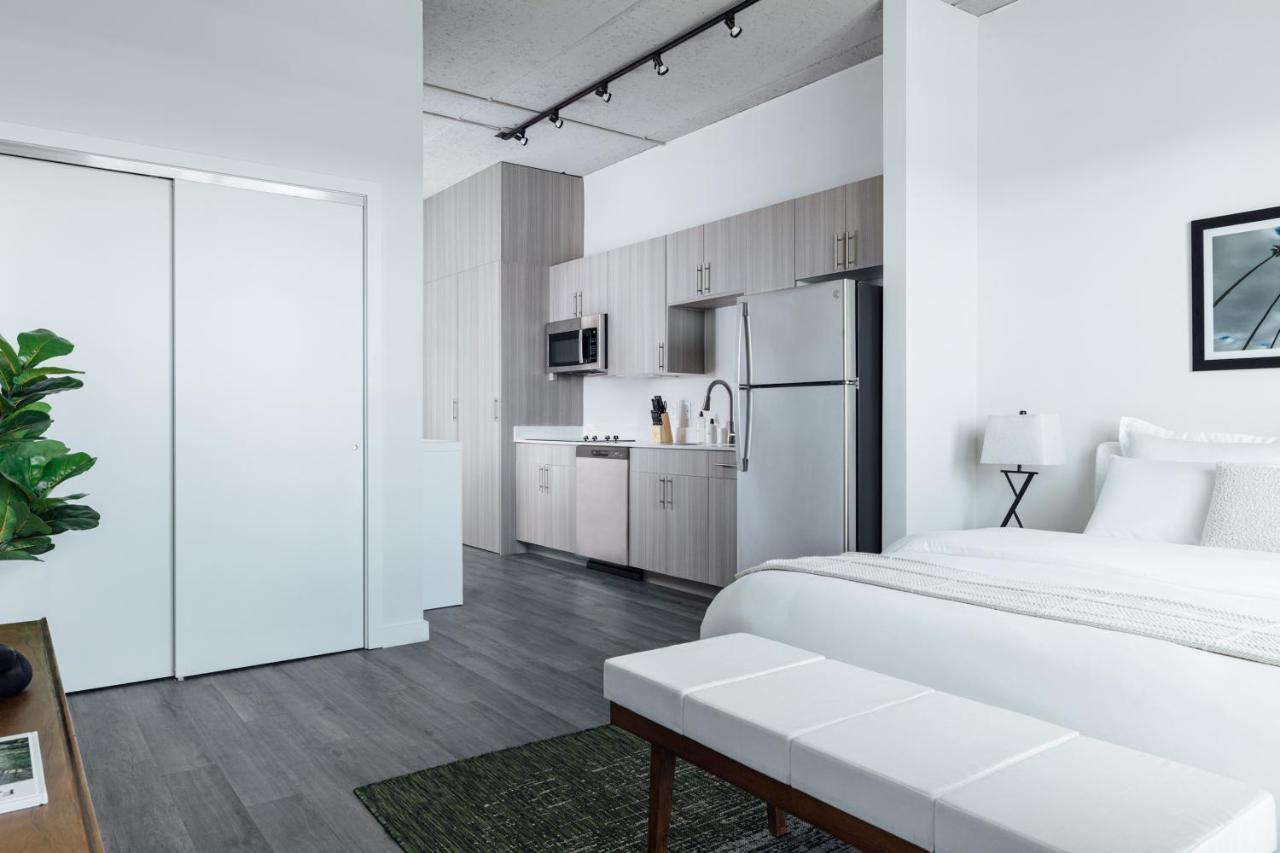 Mint House St. Petersburg - Downtown Aparthotel Kültér fotó